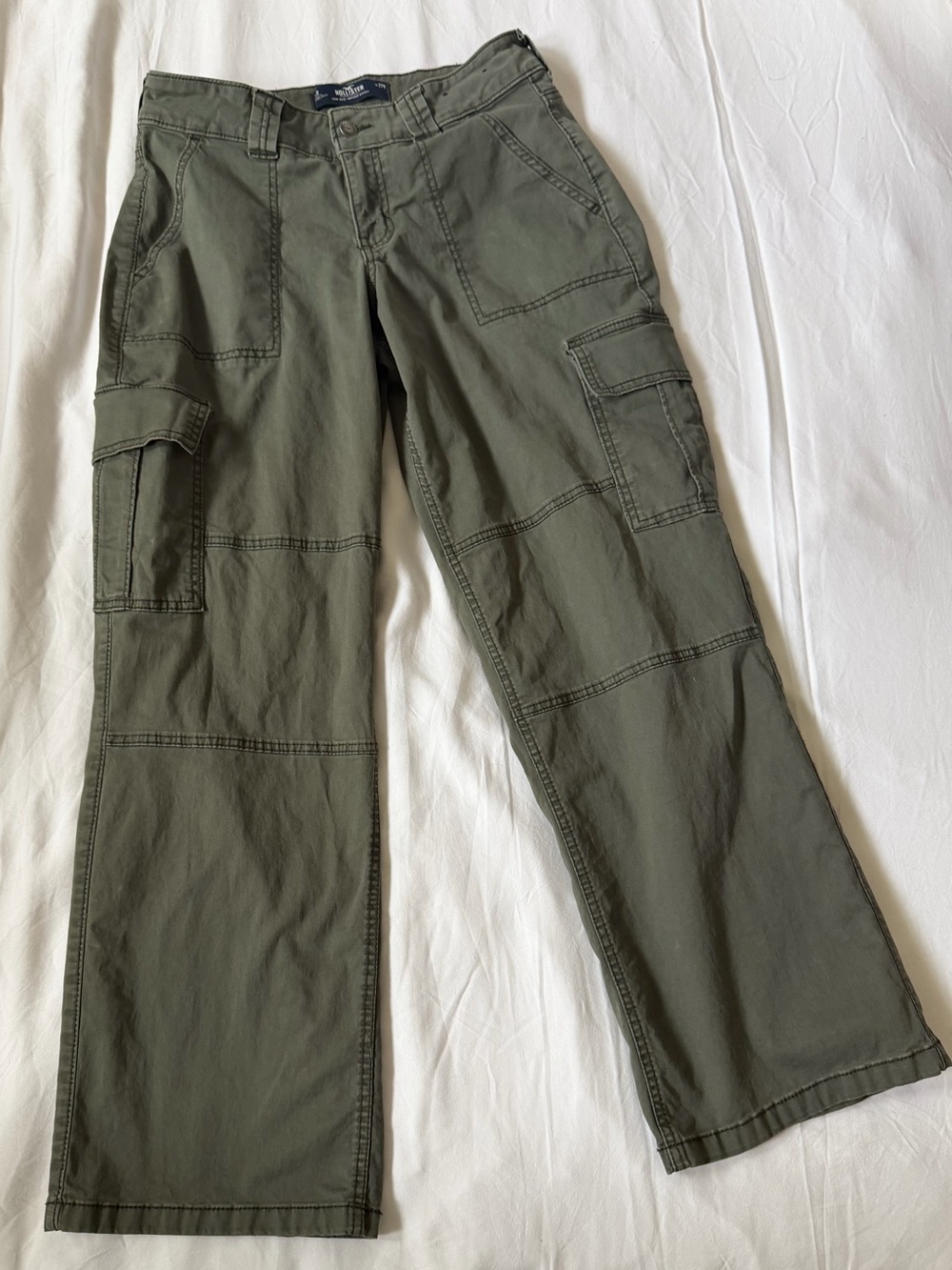 Hollister Olive Cargo Pants with Utility Pockets